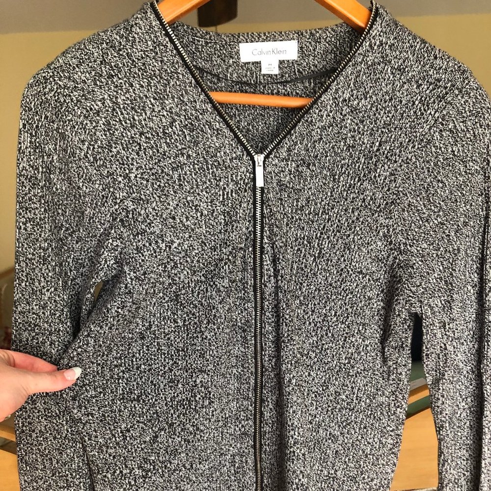 Houndstooth Zip Up Sweater